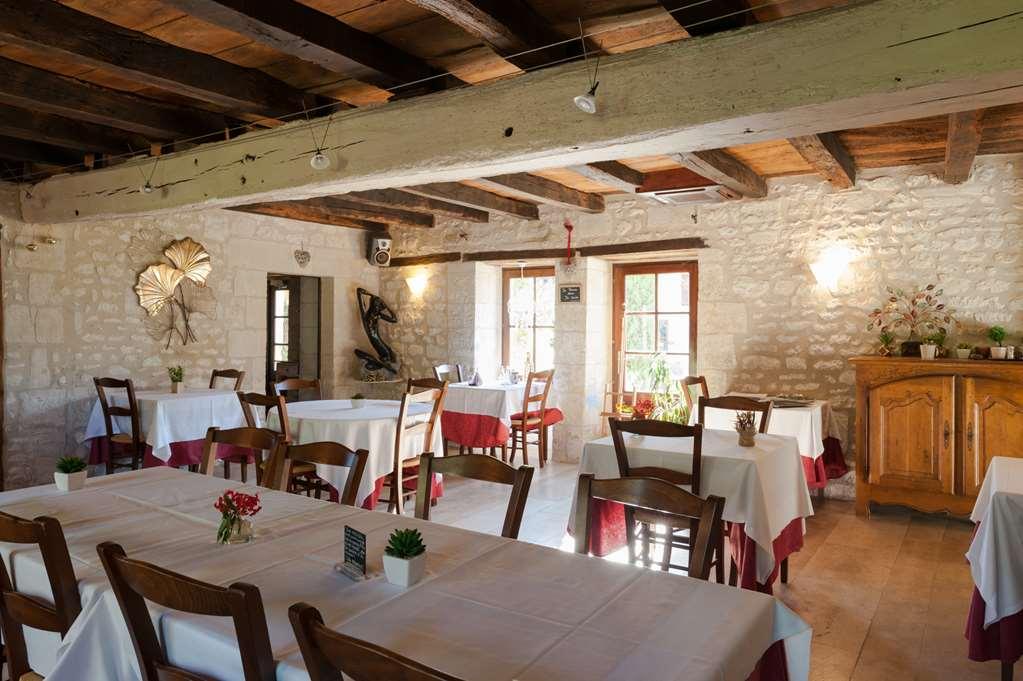 Le Pigeonnier Du Perron Hotel 阿瓦耶 餐厅 照片