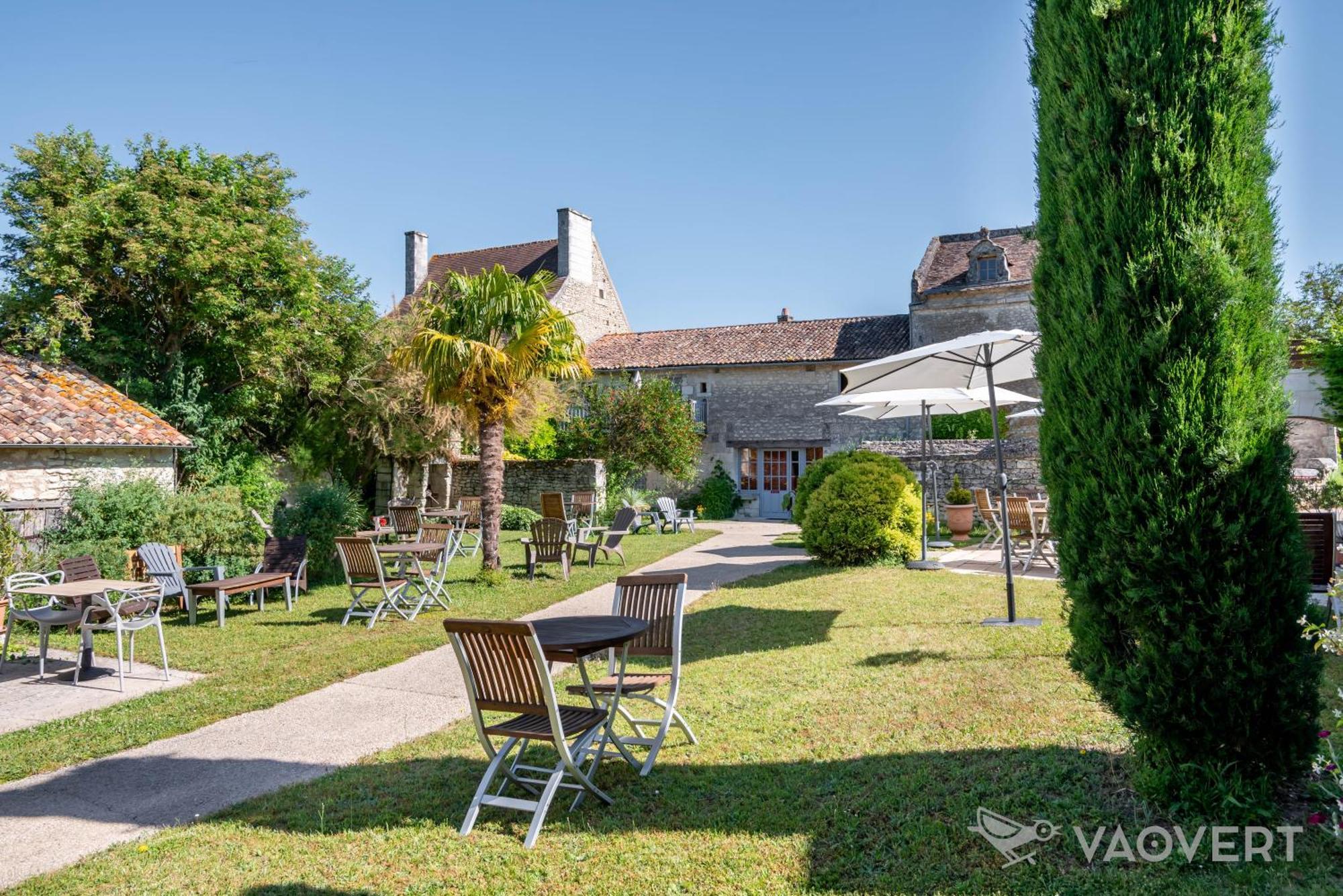 Le Pigeonnier Du Perron Hotel 阿瓦耶 外观 照片