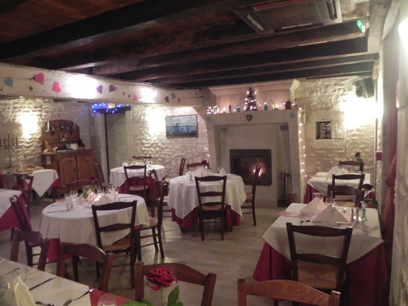 Le Pigeonnier Du Perron Hotel 阿瓦耶 外观 照片