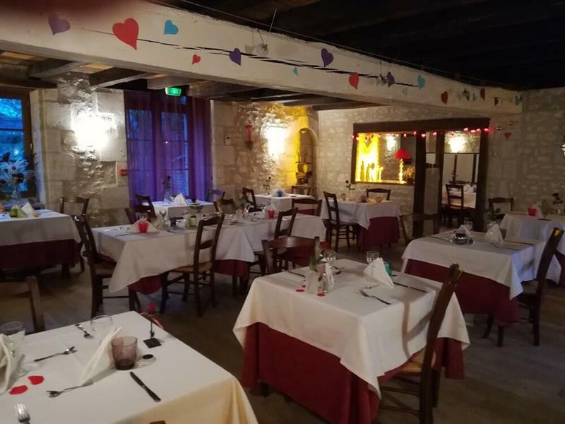 Le Pigeonnier Du Perron Hotel 阿瓦耶 外观 照片