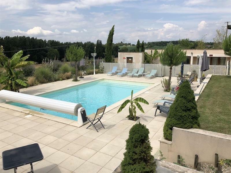 Le Pigeonnier Du Perron Hotel 阿瓦耶 外观 照片